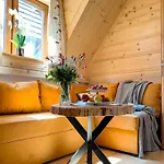 Dzianiszowka - Basen Jacuzzi Sauna *