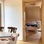 Dzianiszowka - Basen Jacuzzi Sauna
