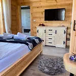Dzianiszowka - Basen Jacuzzi Sauna * Dzianisz