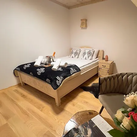 Dzianiszówka - Basen Jacuzzi Sauna *