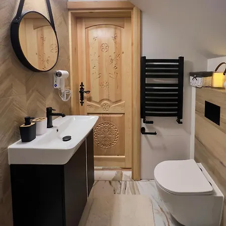 Dzianiszowka - Basen Jacuzzi Sauna Dzianisz